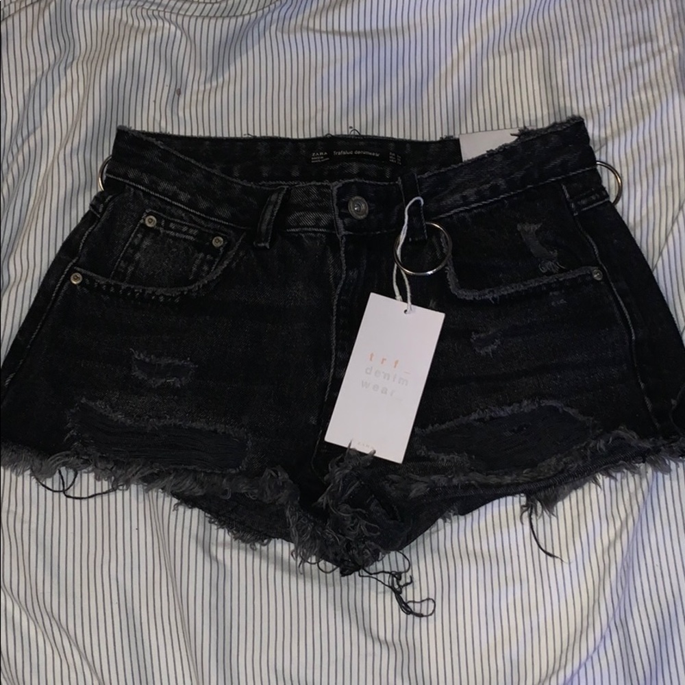 Zara distressed shorts